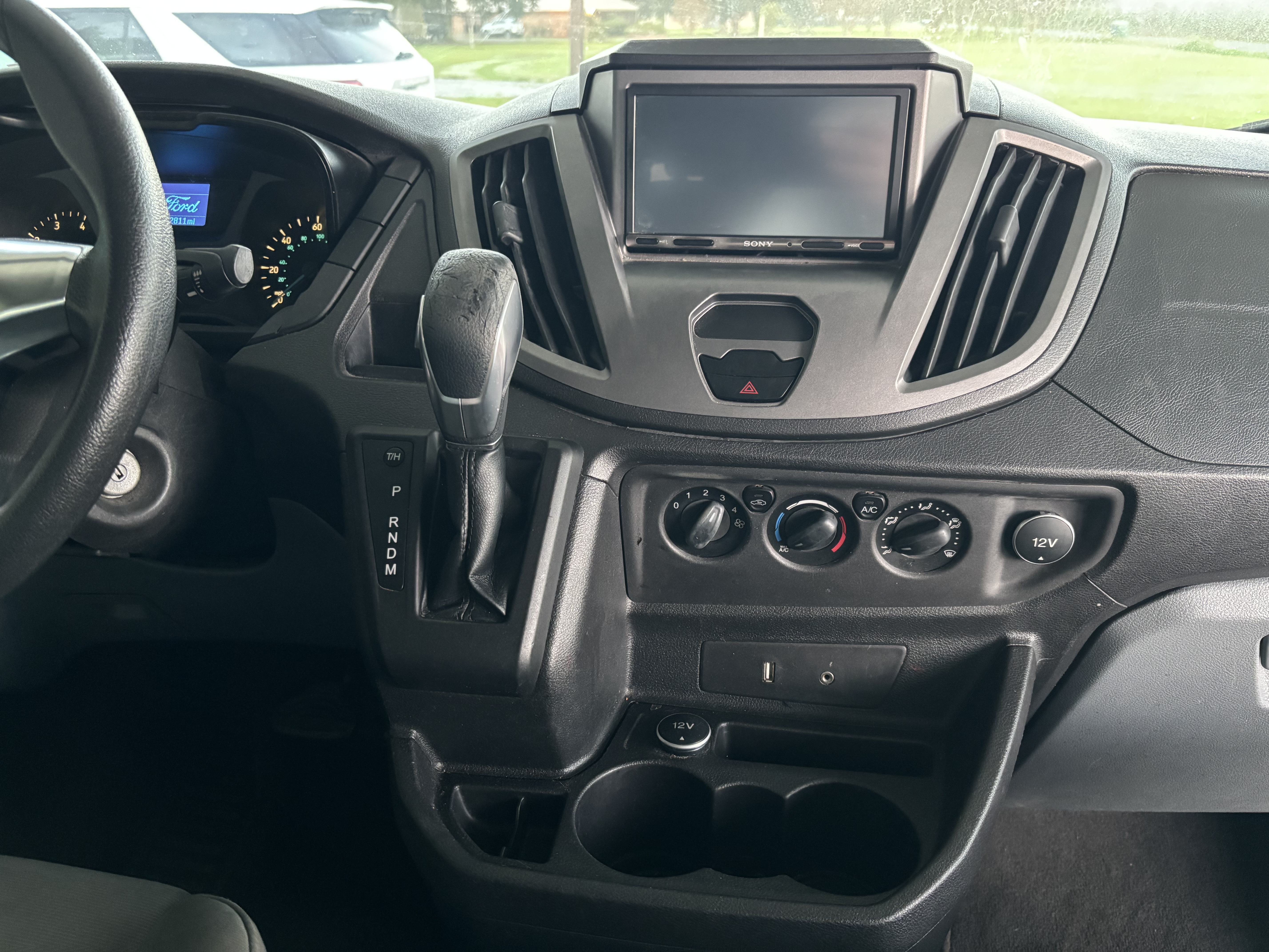 Used 2016 Ford Transit 350 XLT RWD image 11