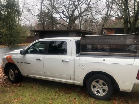 Used 2012 RAM 1500 Classic SLT w/ Remote Start & Security Group image 12