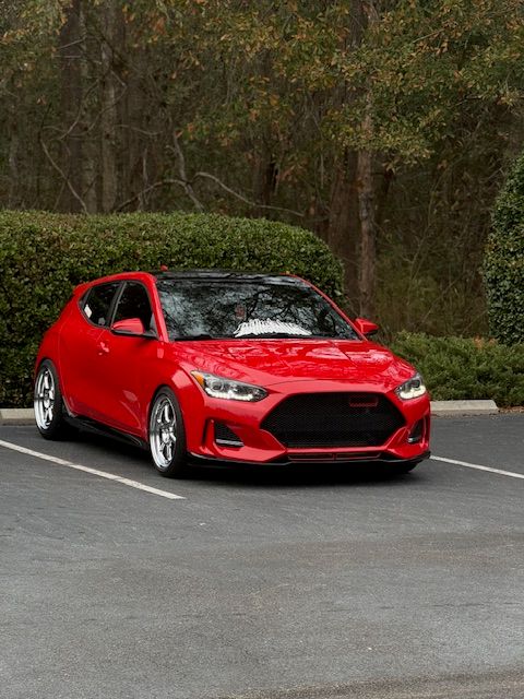 Used 2020 Hyundai Veloster Turbo FWD image 4