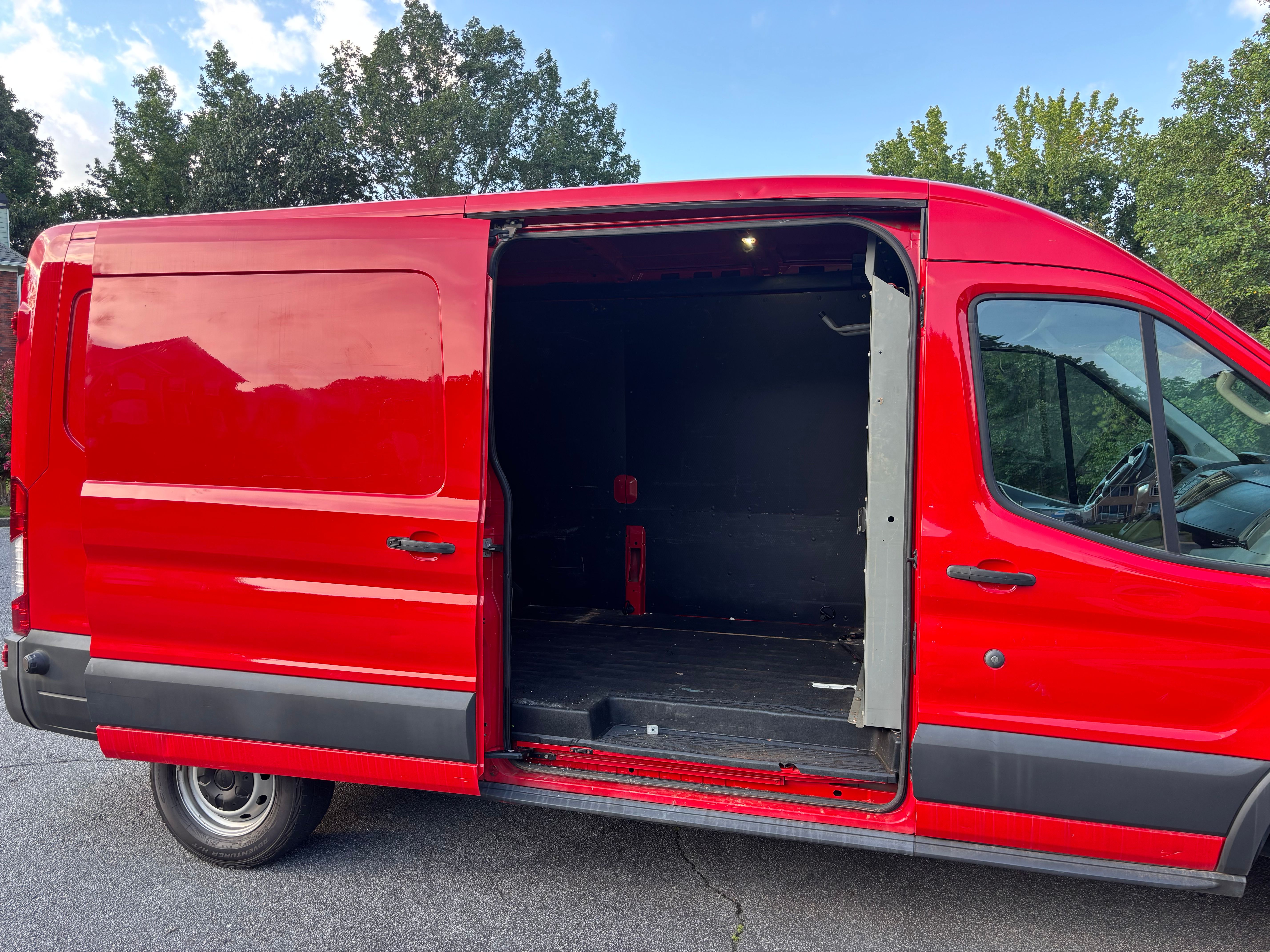 Used 2017 Ford Transit 250 148 Medium Roof w/ Interior Upgrade Package RWD image 5