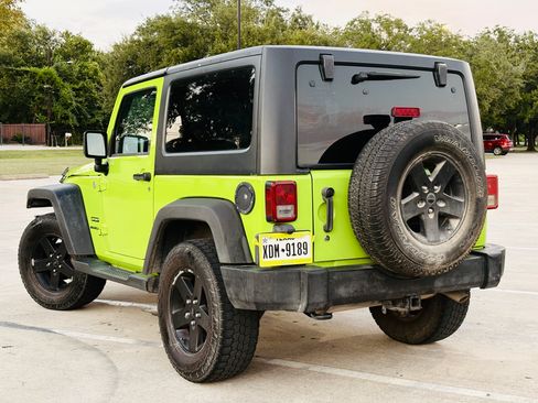 Used 2012 Jeep Wrangler Sport AWD/4WD image 4