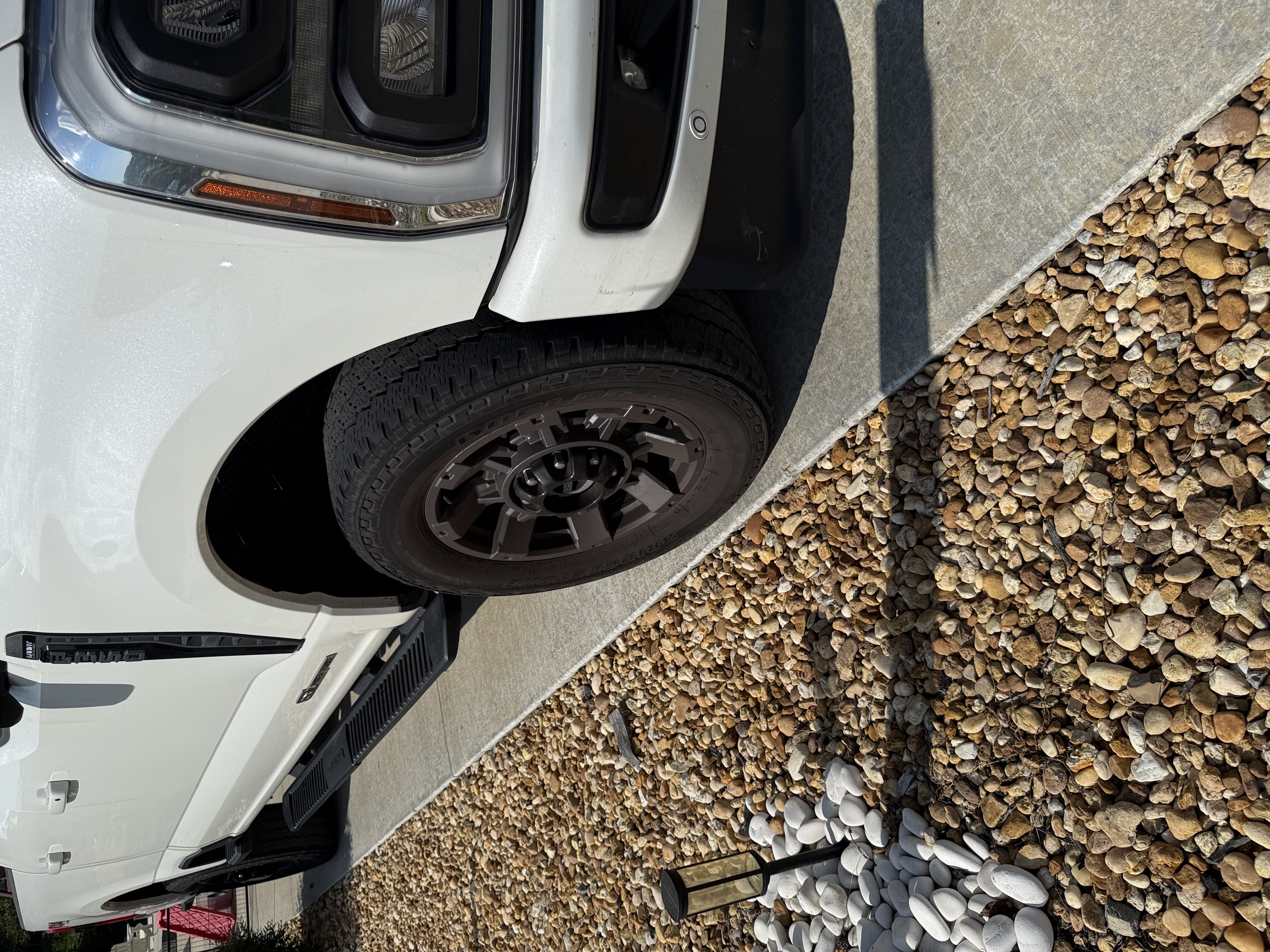 Used 2024 Ford F350 Lariat w/ Lariat Ultimate Package AWD/4WD image 6