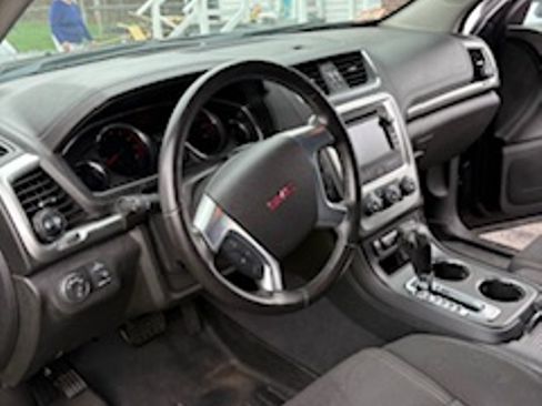Used 2016 GMC Acadia SLE AWD/4WD image 15