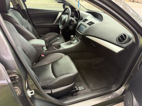 Used 2011 MAZDA MAZDA3 s Grand Touring FWD image 9