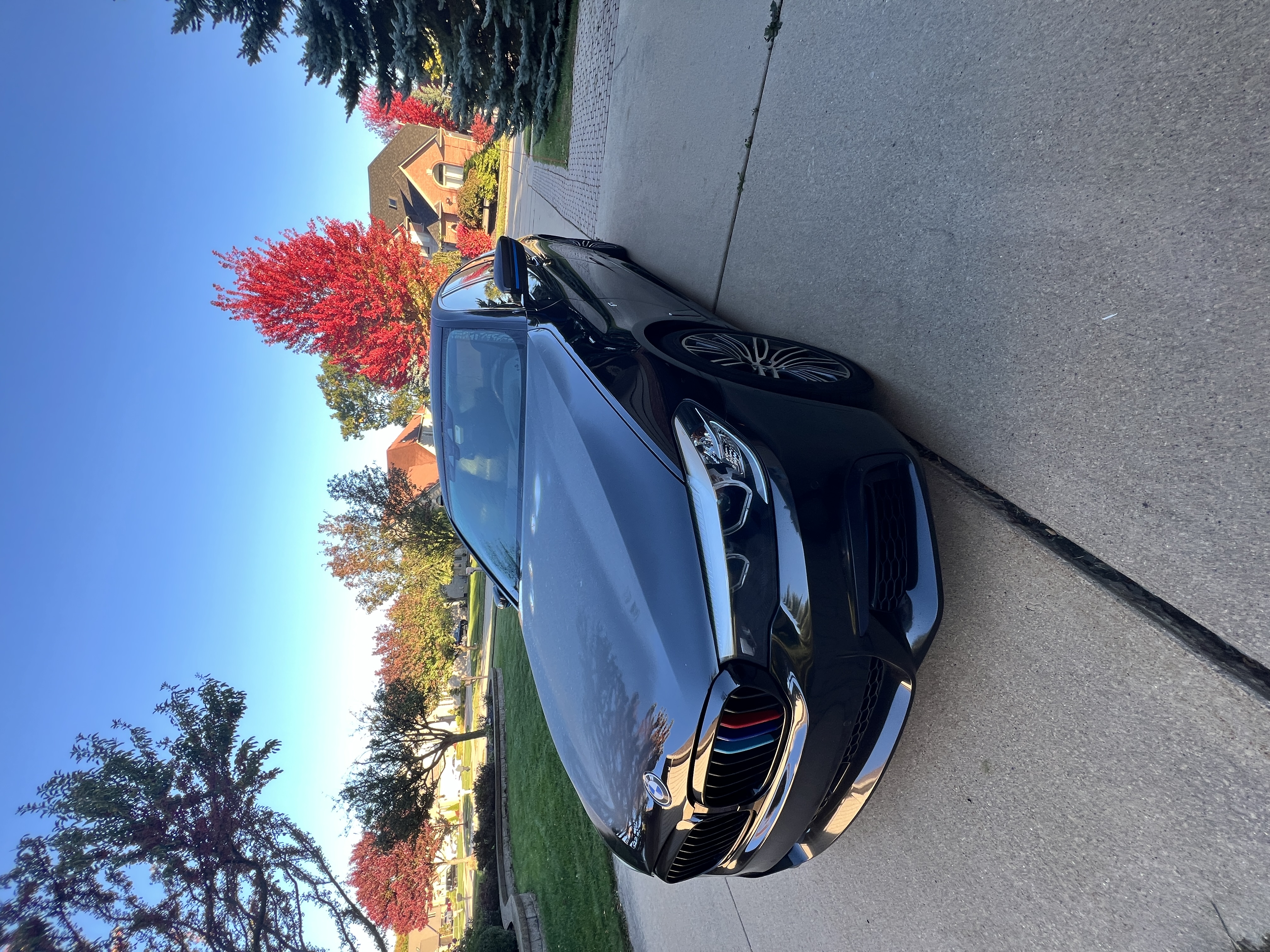 Used 2018 BMW 540i xDrive AWD/4WD image 1