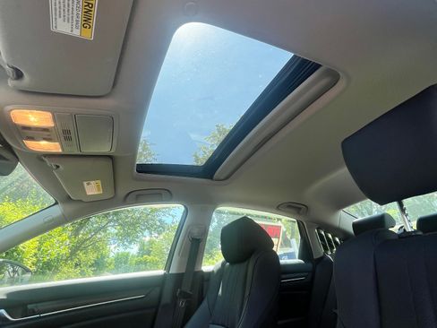 Used 2019 Honda Accord EX-L image 22