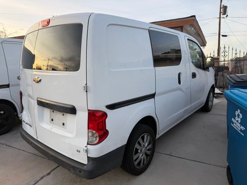 Used 2017 Chevrolet City Express LT w/ Technology Package image 2
