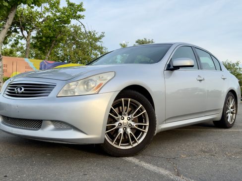 Used 2008 INFINITI G35 Journey w/ Premium Pkg image 2