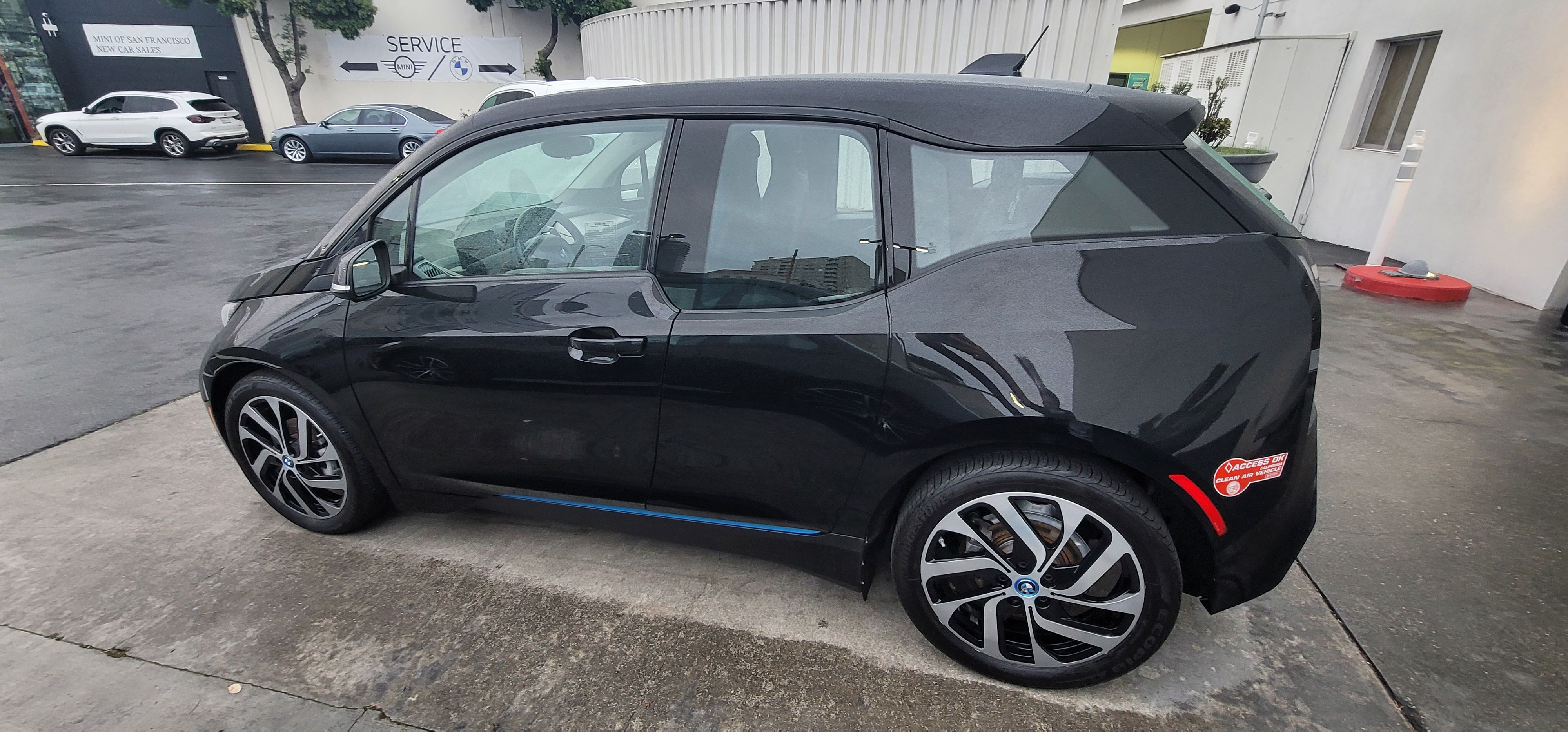Used 2017 BMW i3 RWD image 2