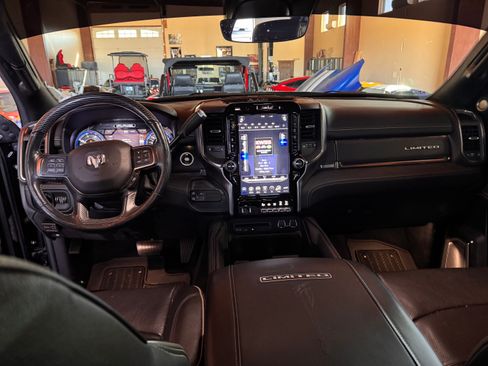 Used 2019 RAM 3500 Limited image 11