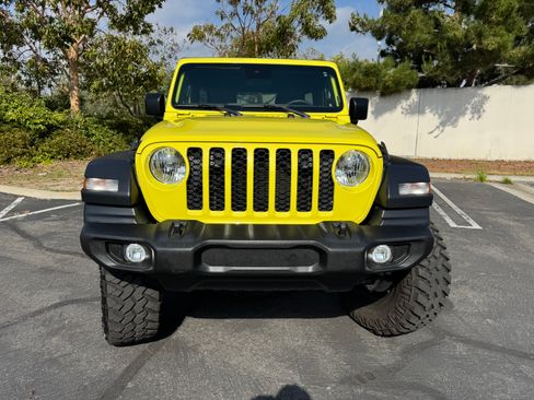 Used 2024 Jeep Wrangler Unlimited Sport AWD/4WD image 10