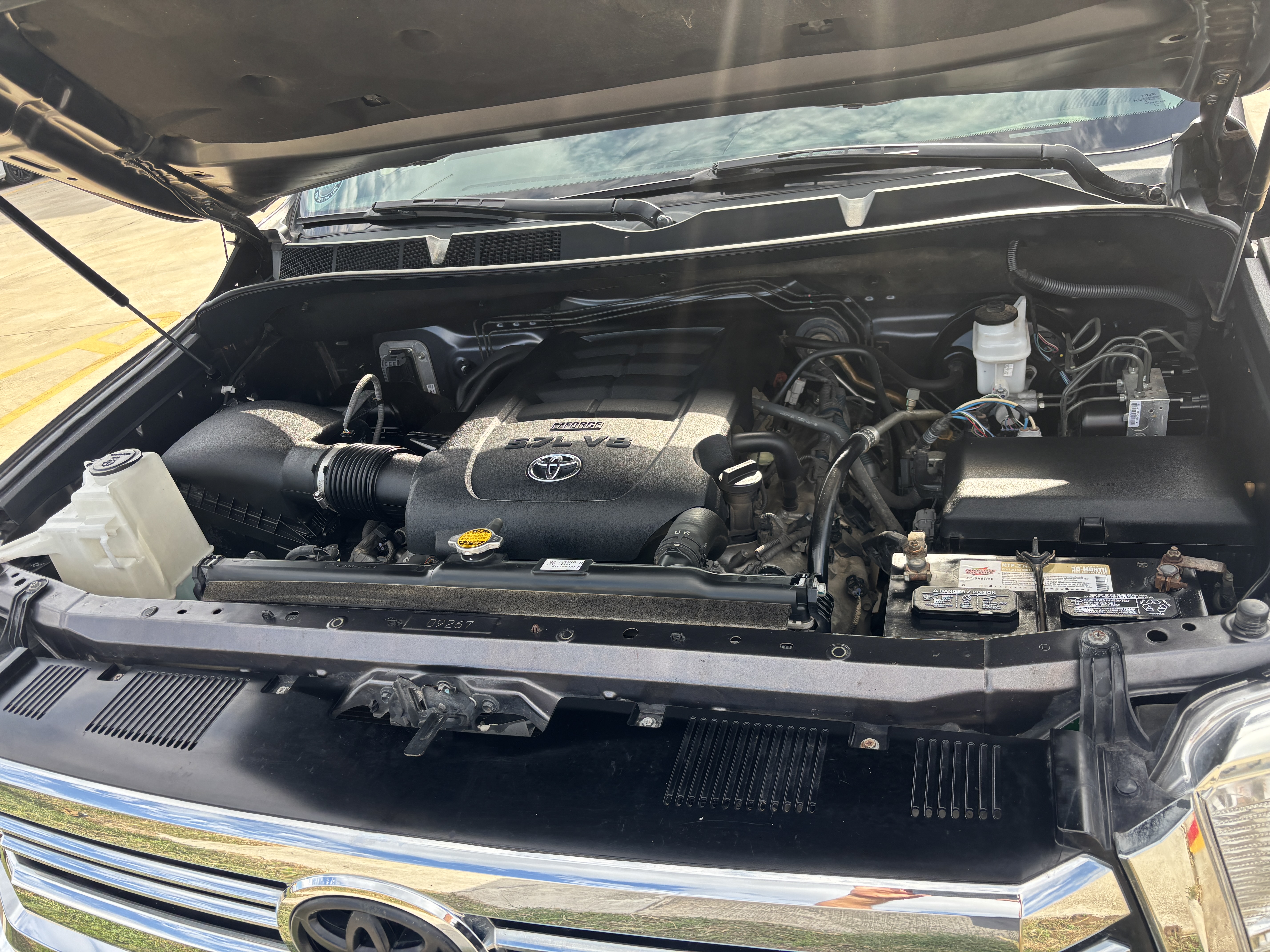 Used 2016 Toyota Tundra SR5 w/ SR5 Upgrade Package RWD image 13