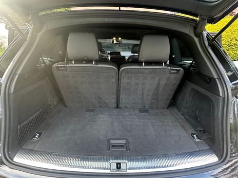 Used 2015 Audi Q7 3.0T S line Prestige w/ 21" S Line Plus Package AWD/4WD image 30