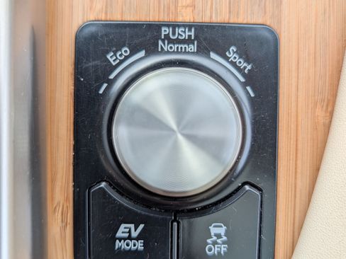 Used 2021 Lexus RX 450hL AWD w/ Premium Package image 22