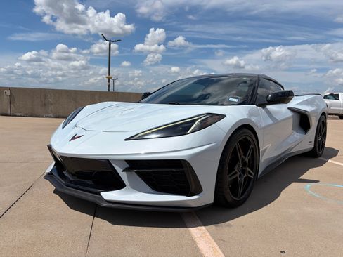 Used 2020 Chevrolet Corvette Stingray Preferred Cpe w/ 2LT Preferred Equipment Group RWD image 6