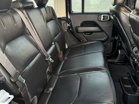 Used 2022 Jeep Wrangler Unlimited Rubicon 4xe w/ Safety Group image 11