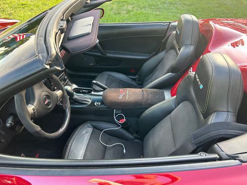 Used 2008 Chevrolet Corvette Convertible w/ Preferred Equipment Group image 6