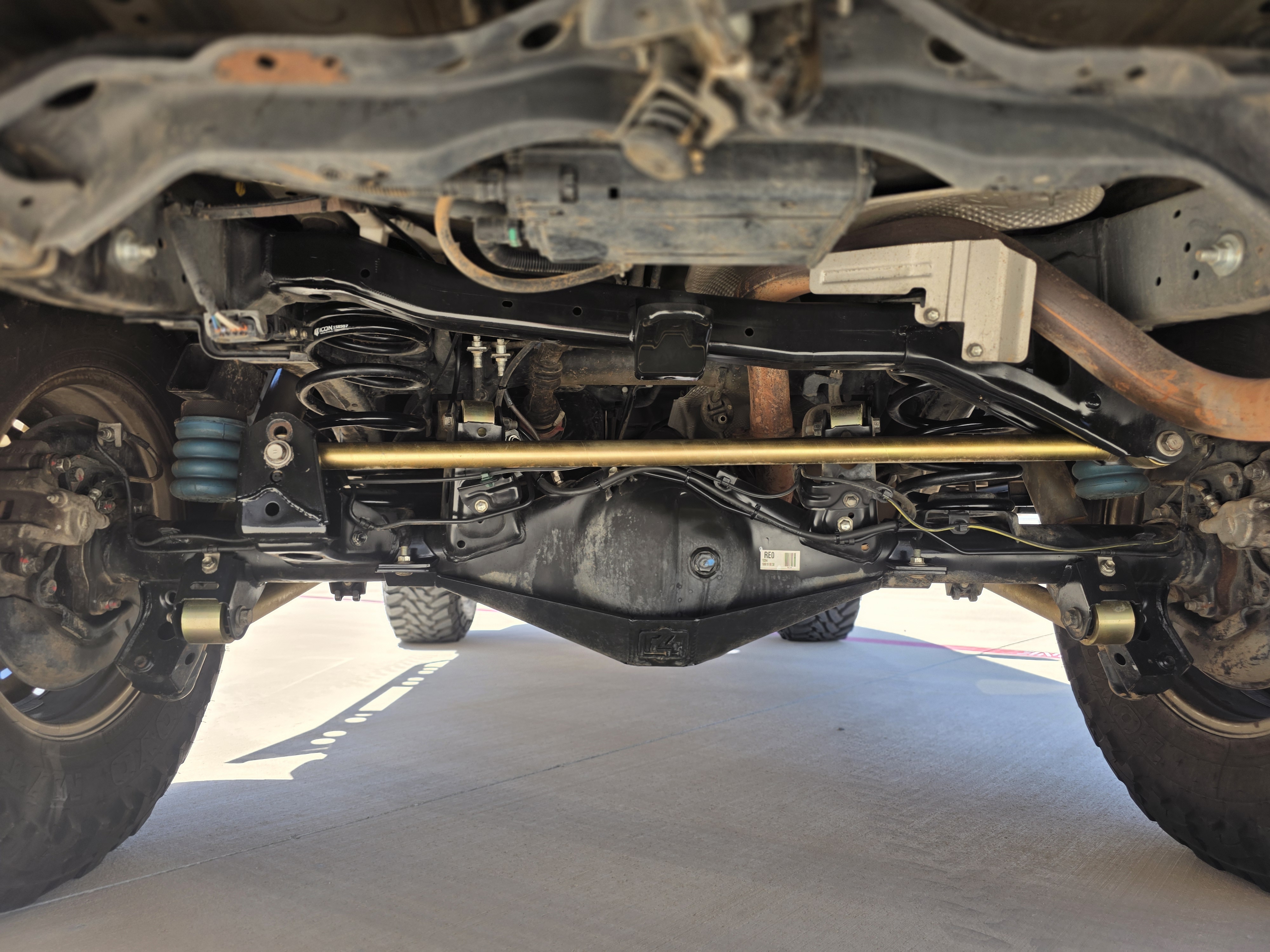 Used 2019 Toyota 4Runner SR5 AWD/4WD image 11