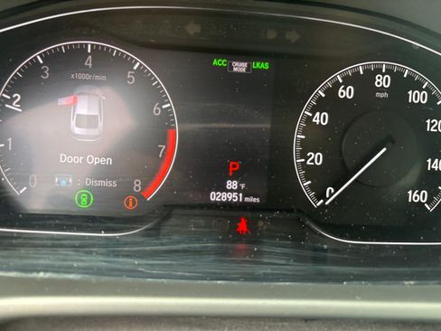 Used 2019 Honda Accord LX image 6