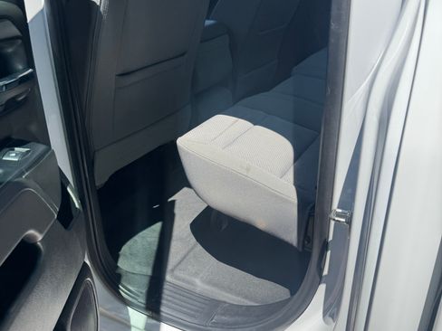 Used 2018 Chevrolet Silverado 1500 W/T w/ Trailering Package image 23