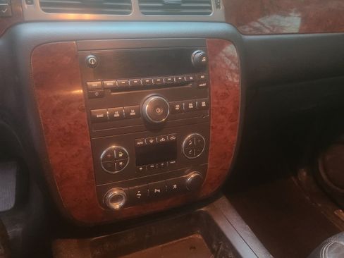 Used 2011 Chevrolet Silverado 1500 LTZ image 6