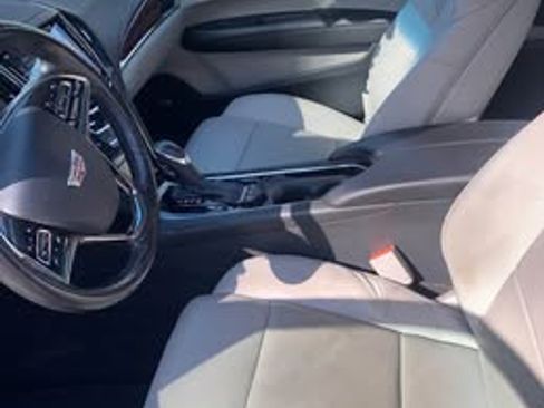 Used 2017 Cadillac ATS Luxury w/ Safety and Security Package image 2