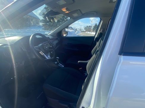 Used 2021 Nissan Kicks S w/ Interior Electronics Package image 11