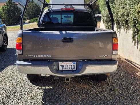 Used 2004 Toyota Tundra SR5 image 4