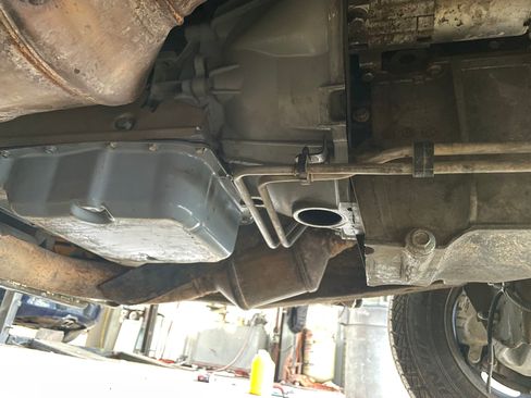 Used 2016 Chevrolet Express 4500 Cutaway Van 2D image 11