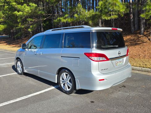 Used 2012 Nissan Quest SL image 8