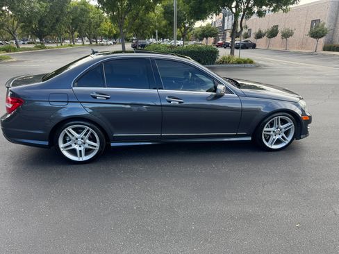 Used 2013 Mercedes-Benz C 350 Sport image 8