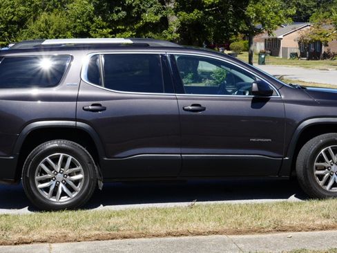 Used 2018 GMC Acadia SLE w/ Driver Alert Package I AWD/4WD image 1