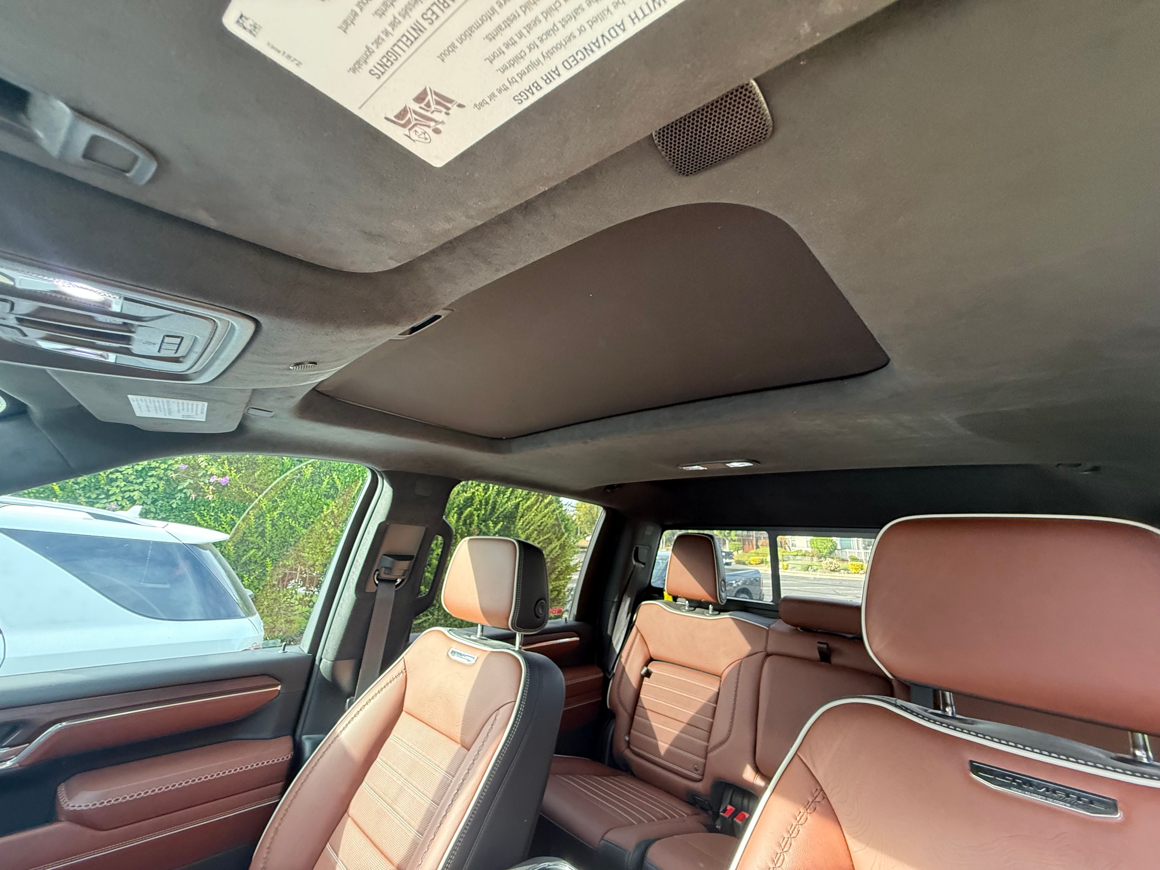 Used 2024 GMC Sierra 3500 Denali Ultimate AWD/4WD image 6