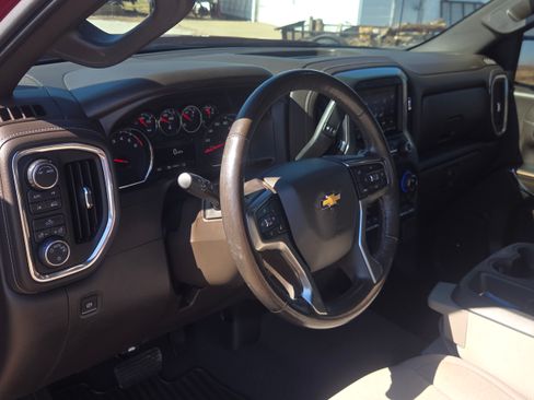 Used 2020 Chevrolet Silverado 1500 LT w/ All-Star Edition image 11