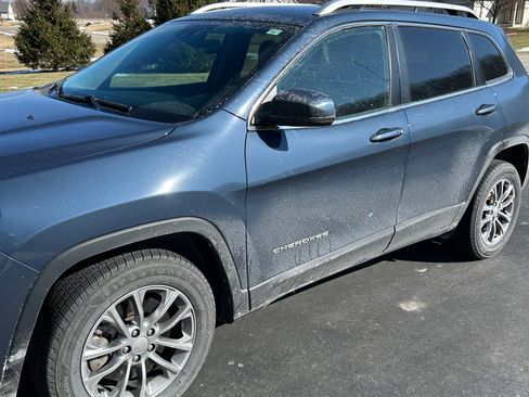 Used 2021 Jeep Cherokee Latitude Plus image 8