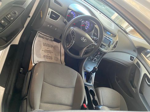 Used 2014 Hyundai Elantra SE w/ Option Group 02 image 22