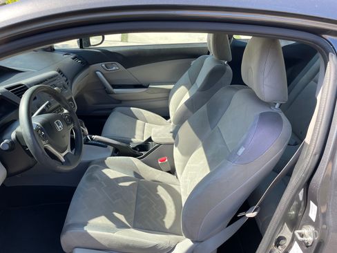 Used 2012 Honda Civic LX image 2