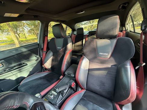 Used 2019 Subaru WRX STI Limited w/ Popular Package #1 AWD/4WD image 15