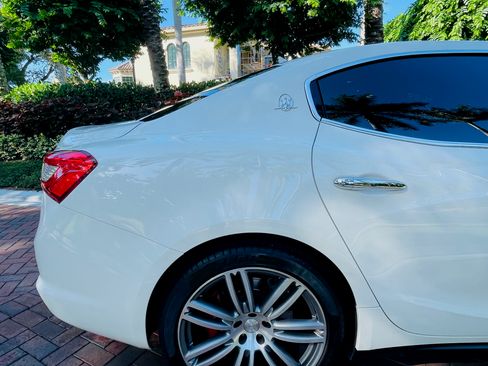 Used 2019 Maserati Ghibli S image 5