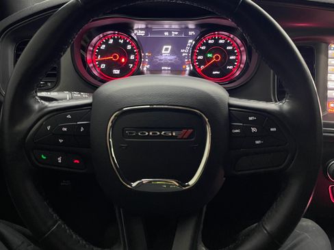 Used 2023 Dodge Charger SXT w/ Blacktop Package image 11