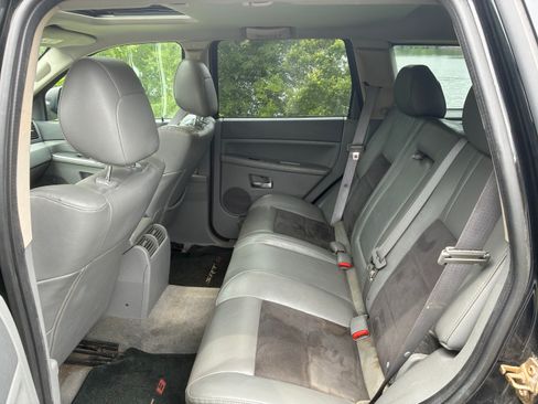 Used 2007 Jeep Grand Cherokee SRT8 w/ SRT Option Group I image 19