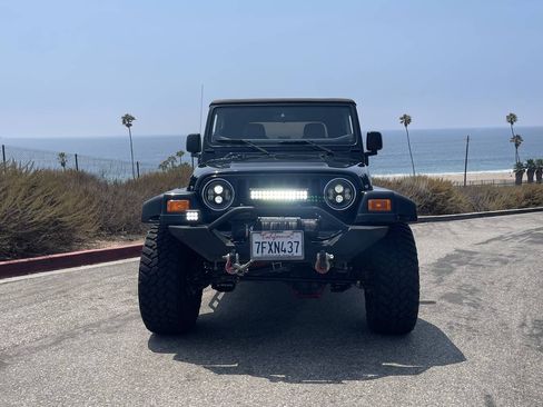 Used 2003 Jeep Wrangler Rubicon image 16