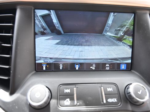 Used 2023 GMC Acadia Denali w/ Denali Ultimate Package FWD image 20