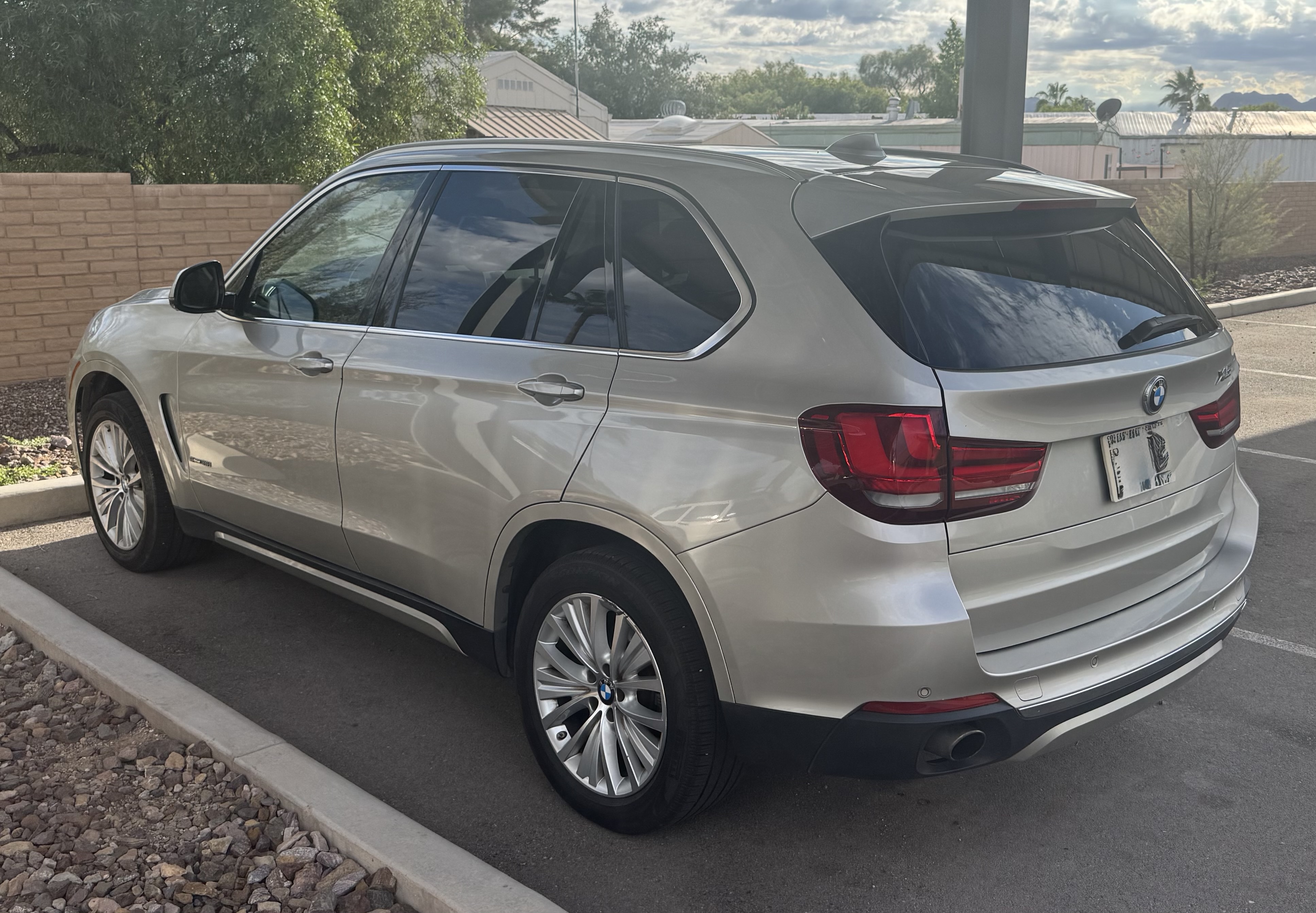 Used 2016 BMW X5 sDrive35i RWD image 2