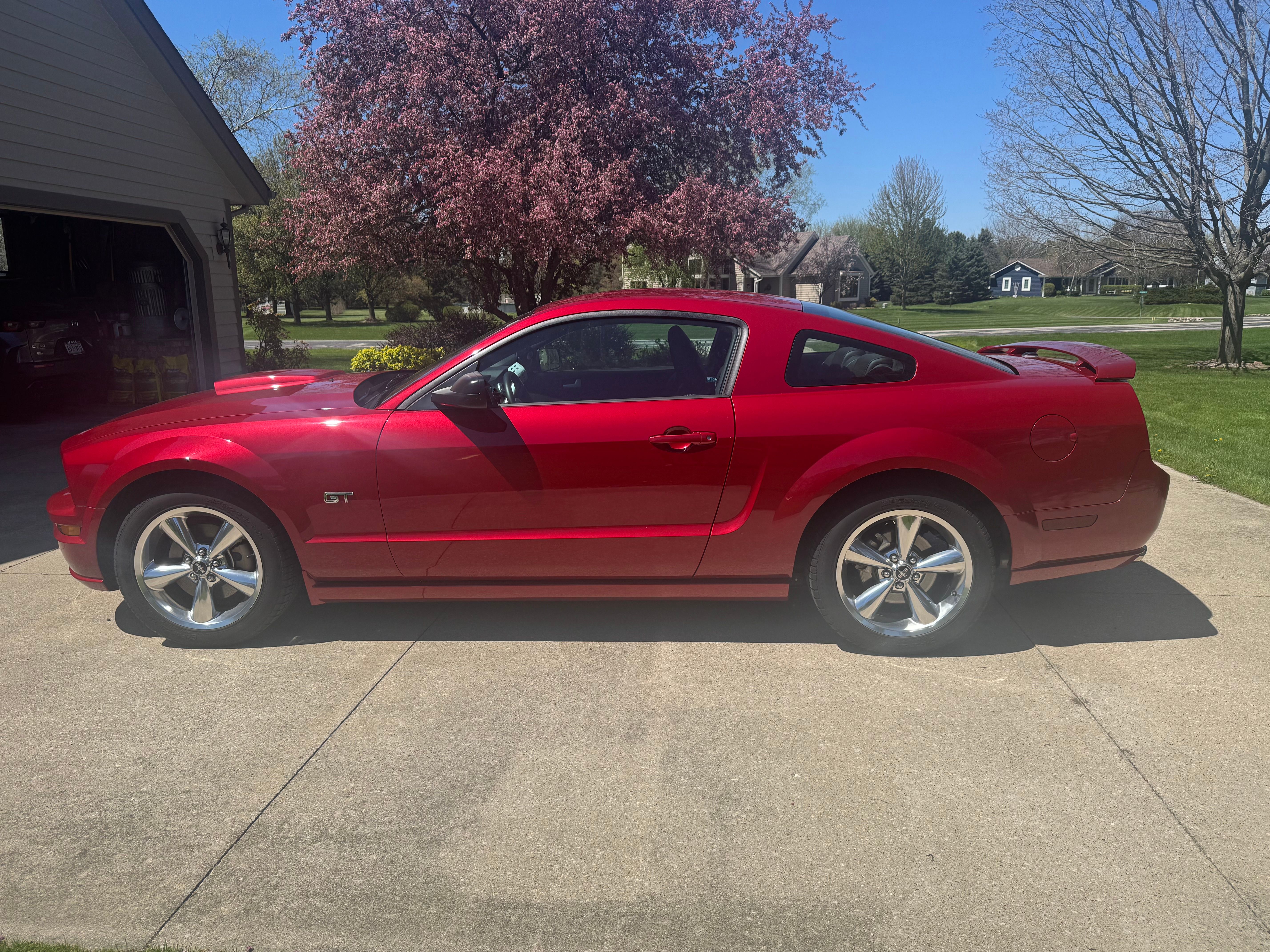 Used 2008 Ford Mustang GT Premium RWD image 6