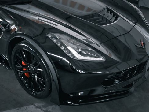 Used 2017 Chevrolet Corvette Z06 image 2
