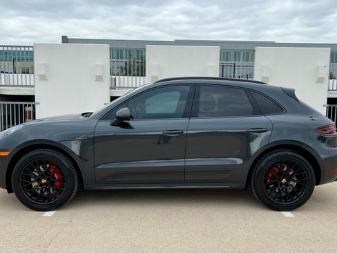 Used 2018 Porsche Macan GTS image 1