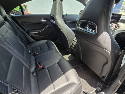 Used 2019 Mercedes-Benz CLA 250 image 17