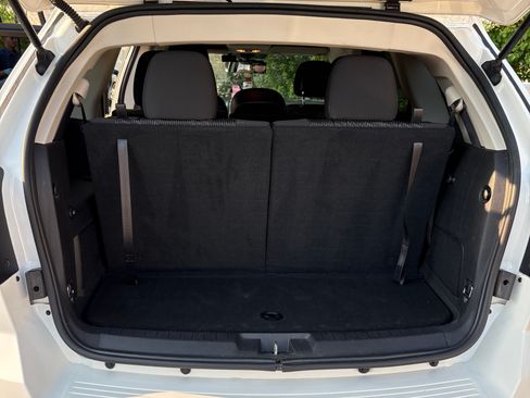 Used 2016 Dodge Journey SE w/ Flexible Seating Group FWD image 16