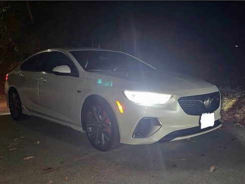 Used 2018 Buick Regal GS w/ Driver Confidence Package #2 image 2